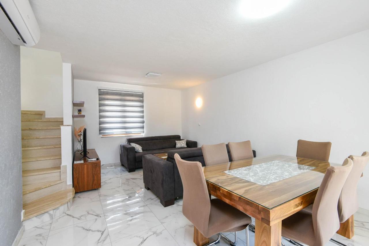 Lidija Apartmani โอเรบิก ภายนอก รูปภาพ