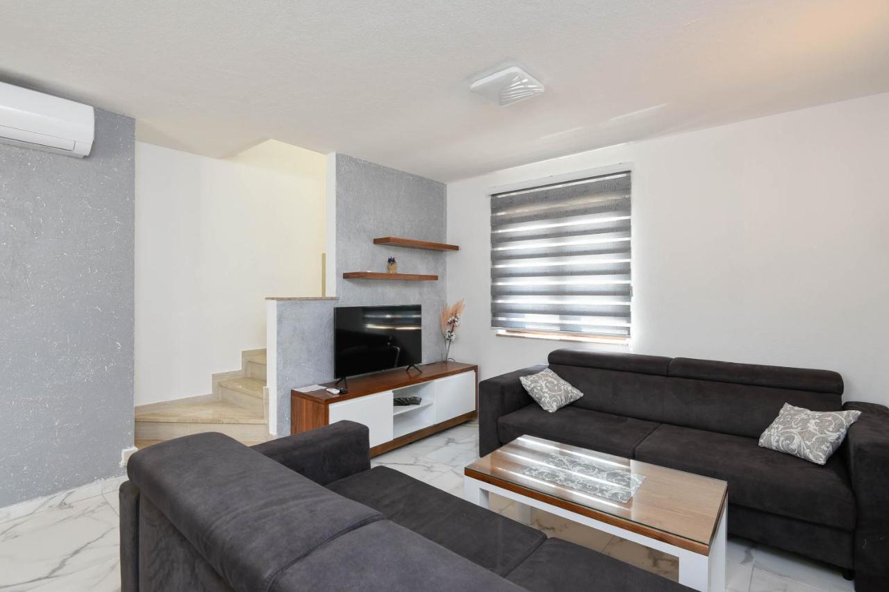 Lidija Apartmani โอเรบิก ภายนอก รูปภาพ