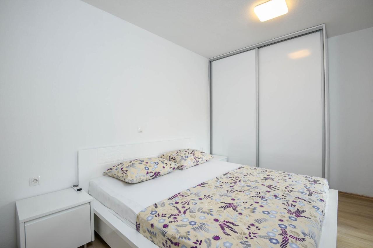 Lidija Apartmani โอเรบิก ภายนอก รูปภาพ